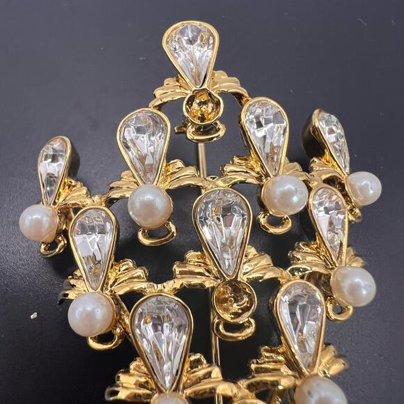 Vintage Gold-Tone Brooch with Clear CZ & Faux Pearl – Elegant Retro Wedding Pin - Picture 8 of 10